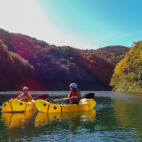 パックラフトカップルの様子